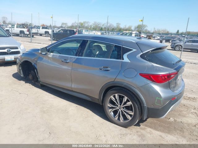 Photo 2 VIN: SJKCH5CRXHA021700 - INFINITI QX30 BASE 