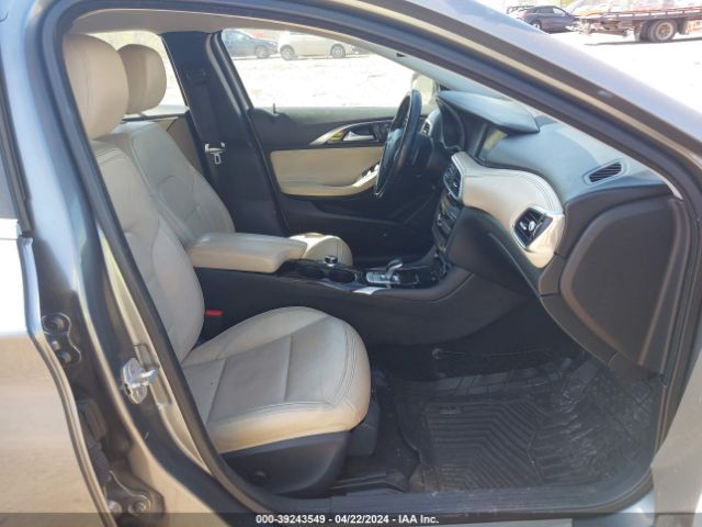 Photo 4 VIN: SJKCH5CRXHA021700 - INFINITI QX30 BASE 