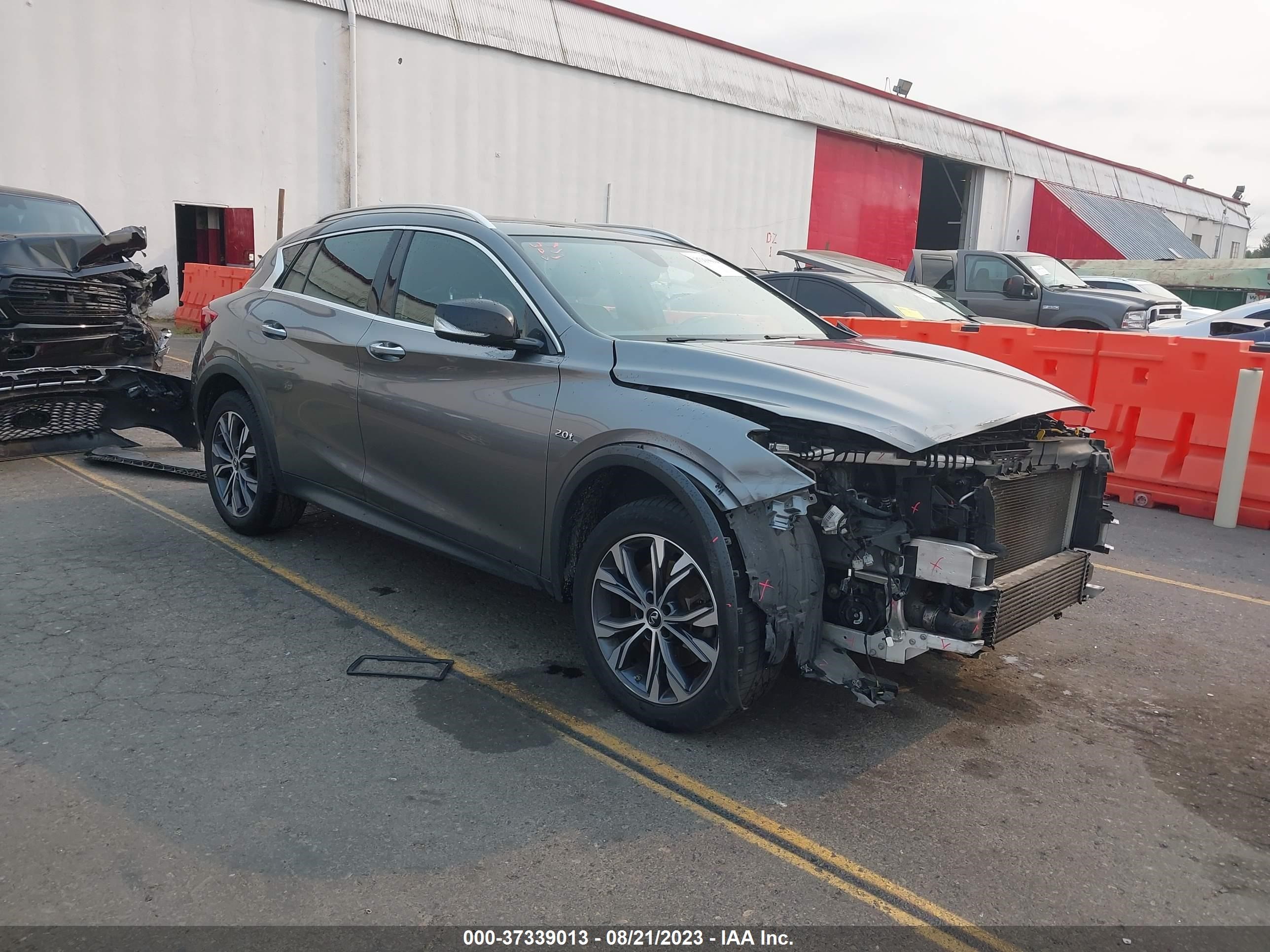 Photo 0 VIN: SJKCH5CRXHA024595 - INFINITI QX30 