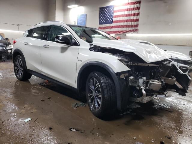 Photo 3 VIN: SJKCH5CRXHA024998 - INFINITI QX30 