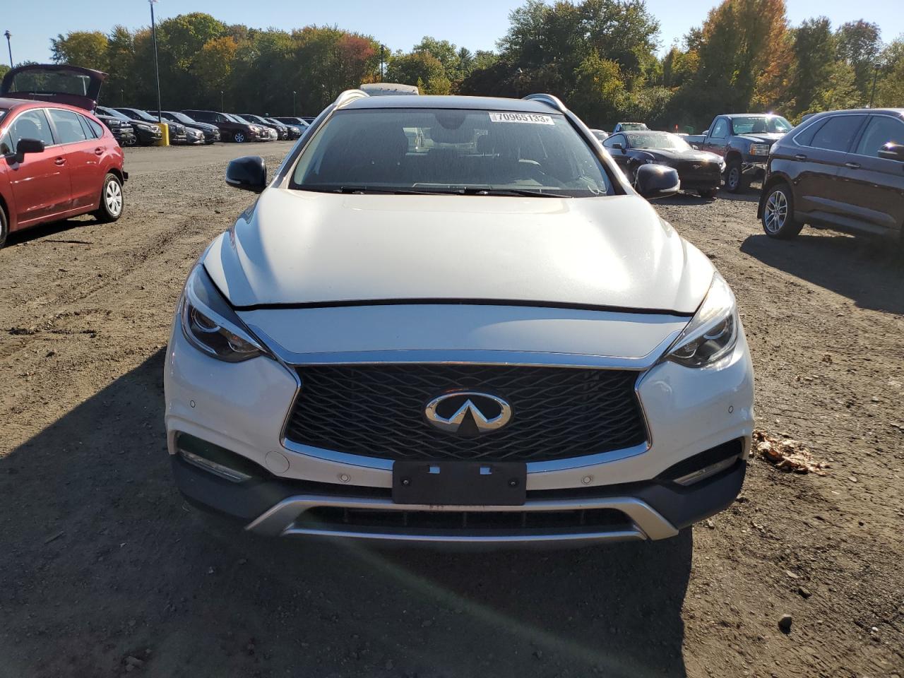 Photo 4 VIN: SJKCH5CRXHA034768 - INFINITI QX30 