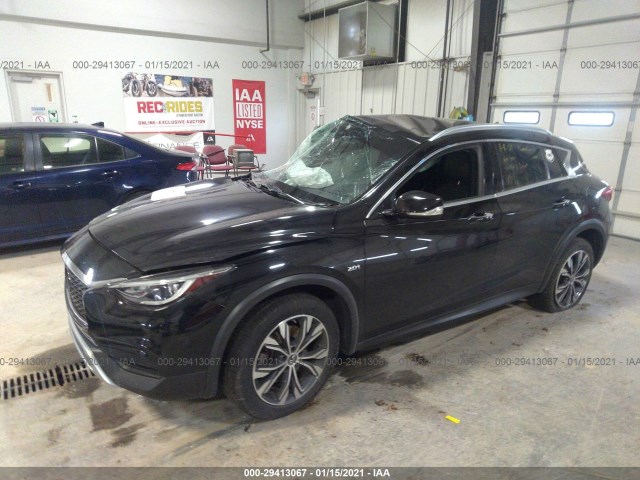 Photo 1 VIN: SJKCH5CRXHA037217 - INFINITI QX30 