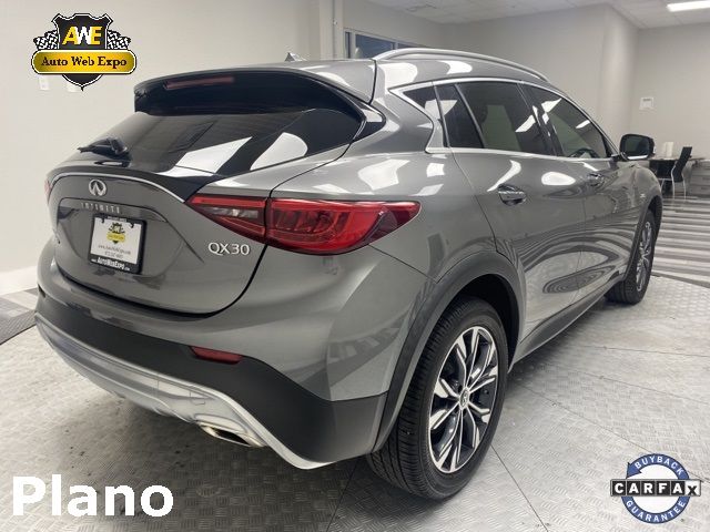 Photo 7 VIN: SJKCH5CRXHA038951 - INFINITI QX30 