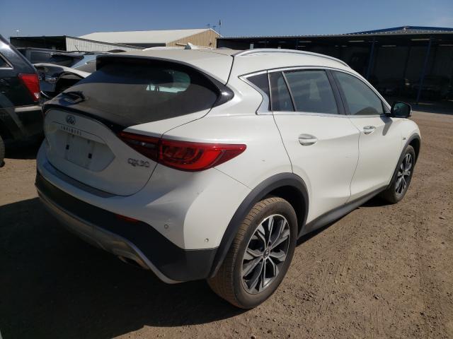 Photo 3 VIN: SJKCH5CRXKA008114 - INFINITI QX30 LUXE 