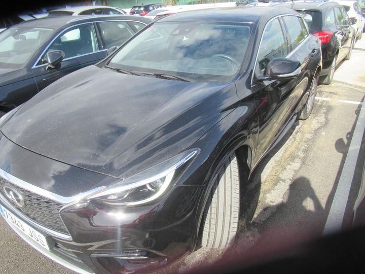 Photo 2 VIN: SJKDAAH15U1001852 - INFINITI Q30 