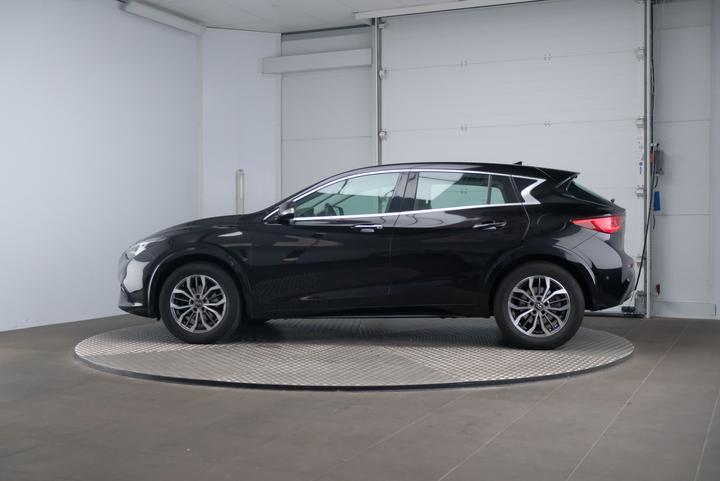 Photo 2 VIN: SJKDAAH15U1003439 - INFINITI Q30 