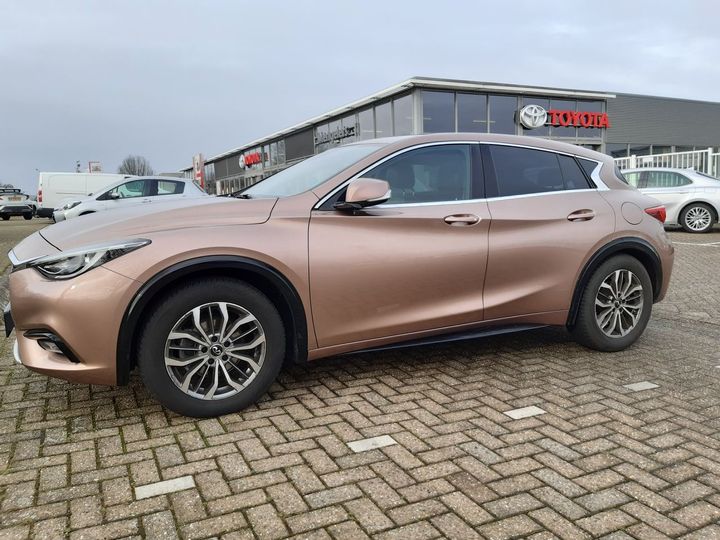 Photo 11 VIN: SJKDAAH15U1003885 - INFINITI Q30 