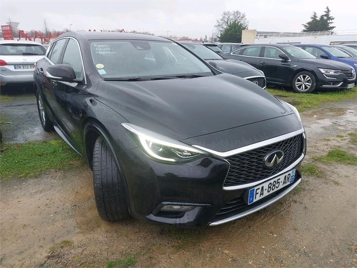 Photo 2 VIN: SJKDAAH15U1012787 - INFINITI Q30 