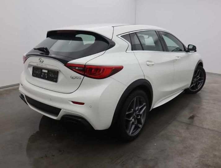 Photo 2 VIN: SJKDAAH15U1029565 - INFINITI Q30 