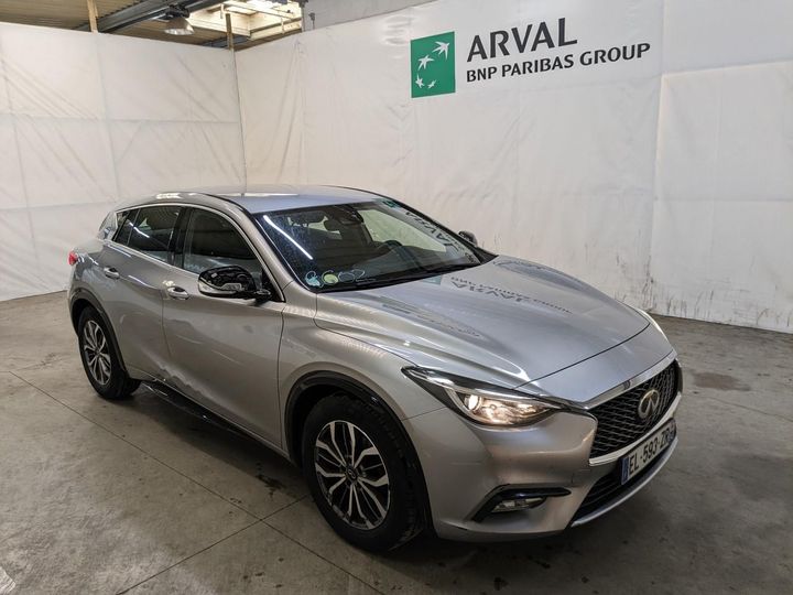 Photo 20 VIN: SJKDAAH15U1042119 - INFINITI Q30 