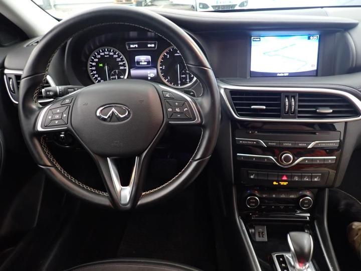 Photo 7 VIN: SJKDAAH15U1044261 - INFINITI Q30 