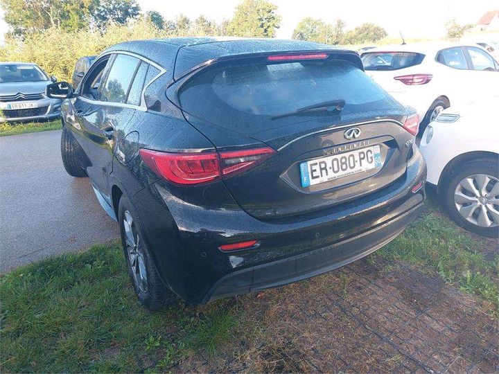 Photo 2 VIN: SJKDAAH15U1053890 - INFINITI Q30 