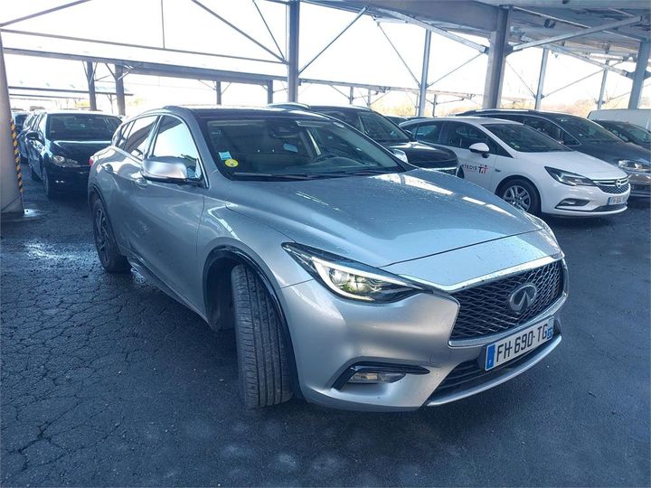 Photo 2 VIN: SJKDAAH15U1054227 - INFINITI Q30 