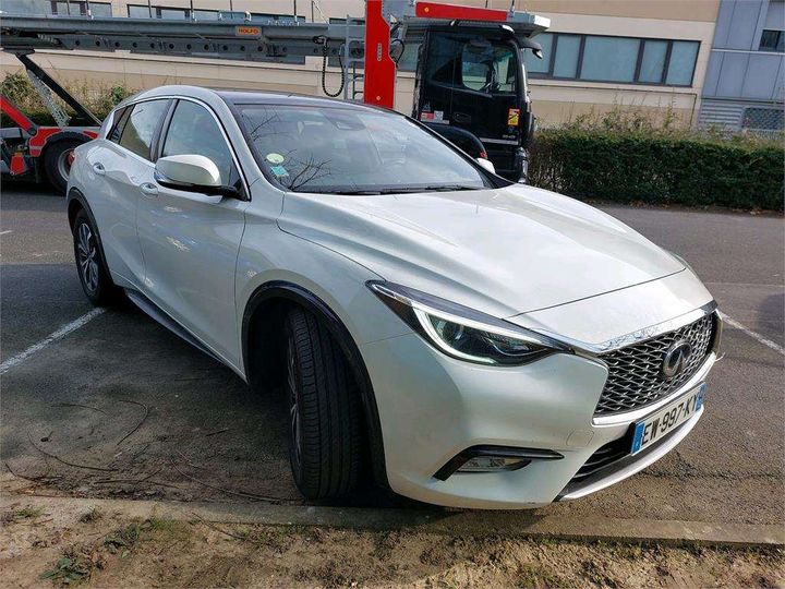 Photo 27 VIN: SJKDAAH15U1055045 - INFINITI Q30 