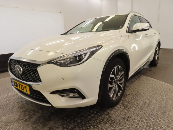 Photo 1 VIN: SJKDAAH15U1055065 - INFINITI Q30 