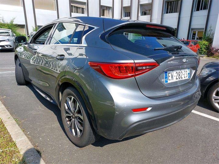 Photo 2 VIN: SJKDAAH15U1055298 - INFINITI Q30 