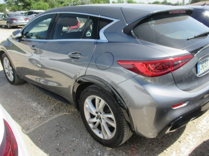 Photo 17 VIN: SJKDAAH15U1058632 - INFINITI Q30 