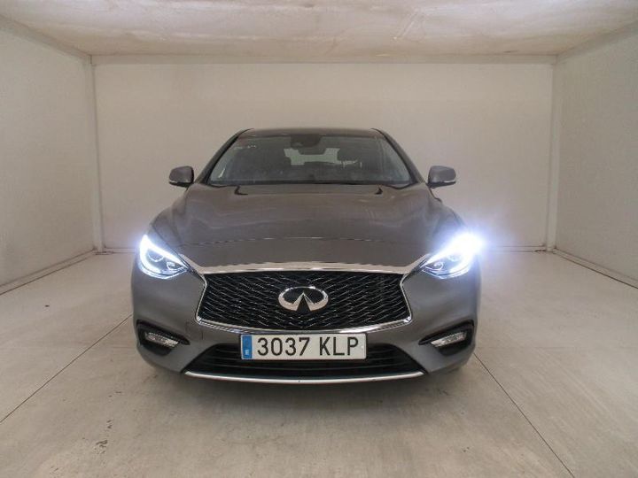 Photo 32 VIN: SJKDAAH15U1058632 - INFINITI Q30 