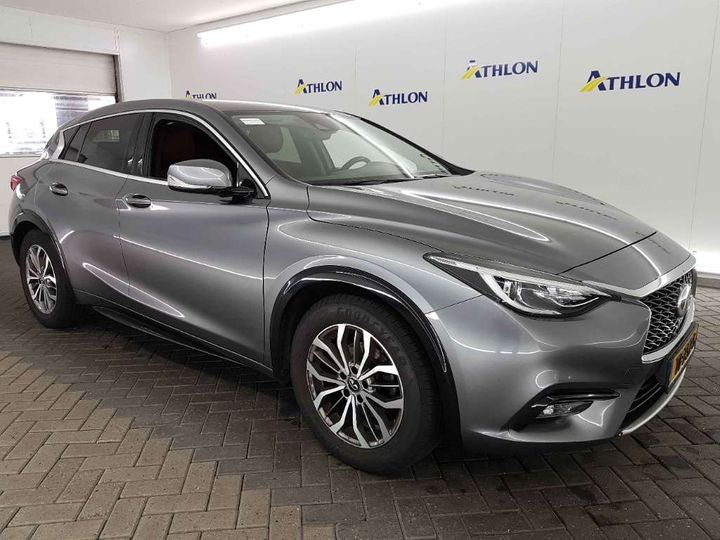 Photo 2 VIN: SJKDAAH15U1058938 - INFINITI Q30 