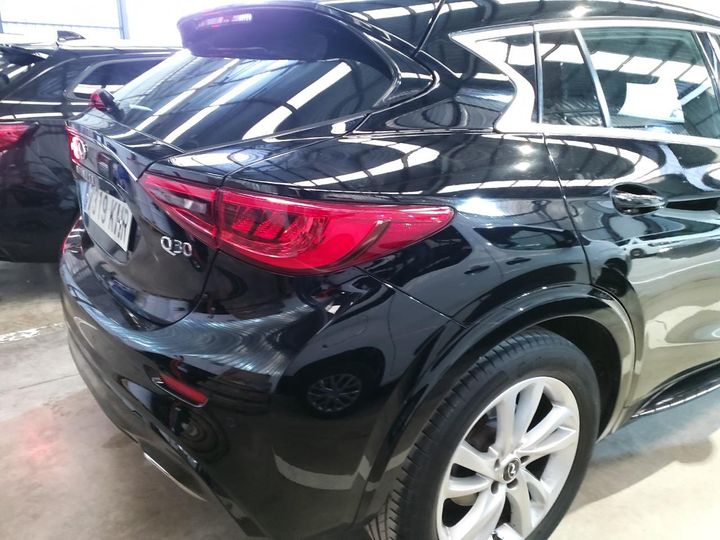 Photo 7 VIN: SJKDAAH15U1059636 - INFINITI Q30 