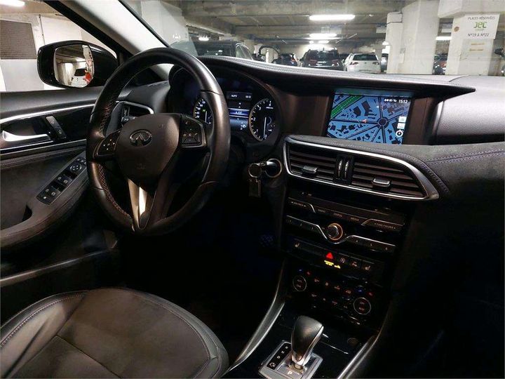 Photo 4 VIN: SJKDBAH15U1026762 - INFINITI Q30 