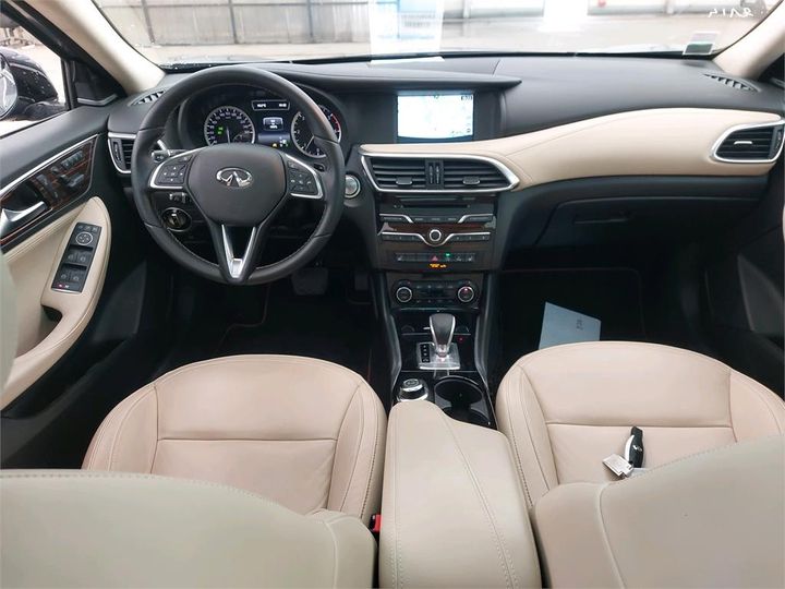 Photo 3 VIN: SJKDBNH15U1017739 - INFINITI Q30 