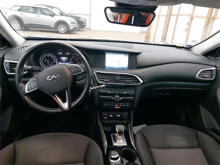 Photo 3 VIN: SJKDBNH15U1043638 - INFINITI QX30 