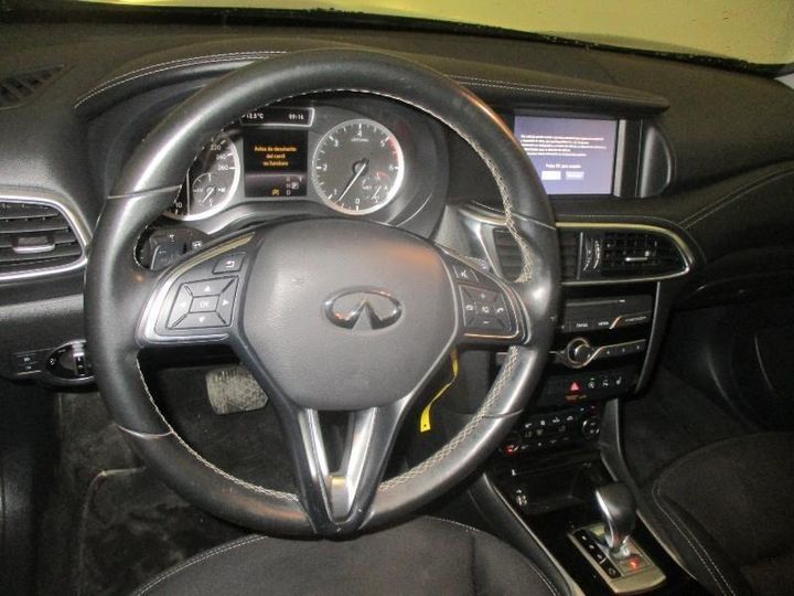 Photo 5 VIN: SJKDBNH15U2012837 - INFINITI QX30 