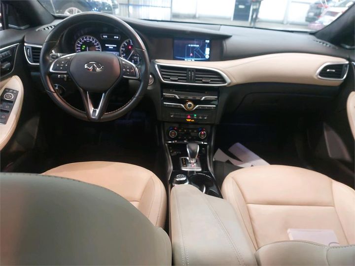 Photo 3 VIN: SJKDDAH15U1052670 - INFINITI Q30 