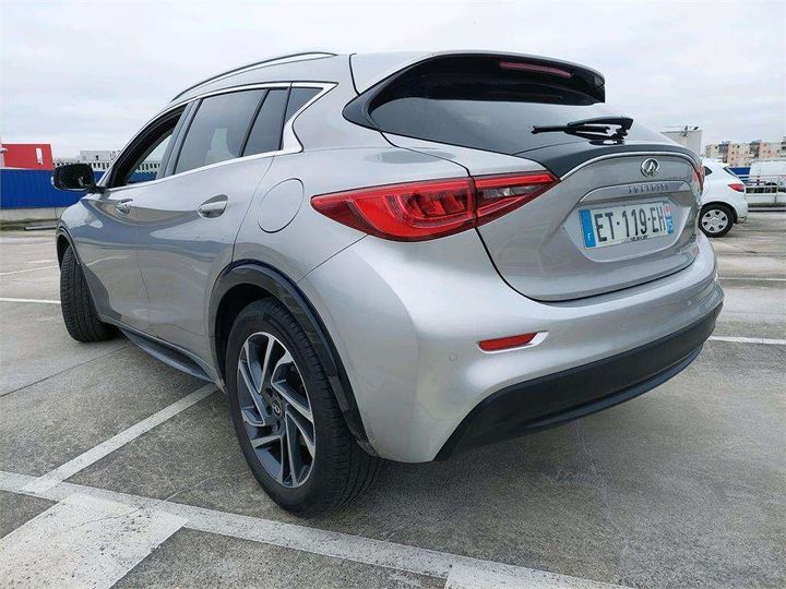 Photo 2 VIN: SJKDDAH15U1059327 - INFINITI Q30 