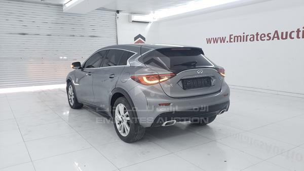 Photo 3 VIN: SJKDH5CP1KA004732 - INFINITI Q 30 