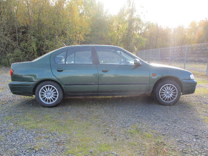 Photo 3 VIN: SJNBAAP11U0361230 - NISSAN PRIMERA SALOON 