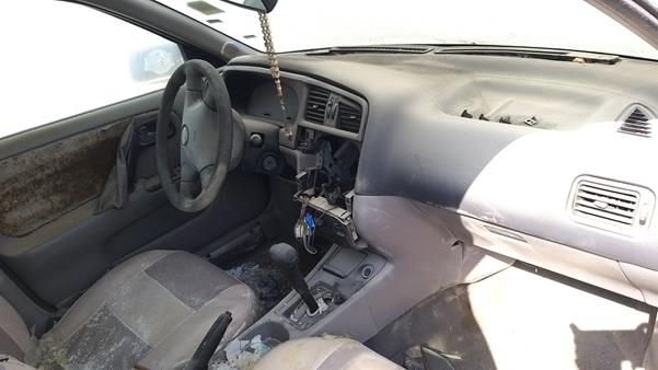 Photo 24 VIN: SJNCP11B01A533475 - NISSAN PRIMERA 