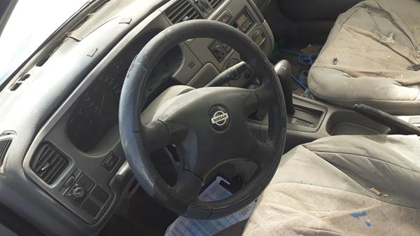 Photo 12 VIN: SJNCP11B51A570585 - NISSAN PRIMERA 