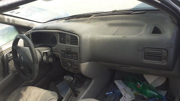 Photo 22 VIN: SJNCP11B51A570585 - NISSAN PRIMERA 