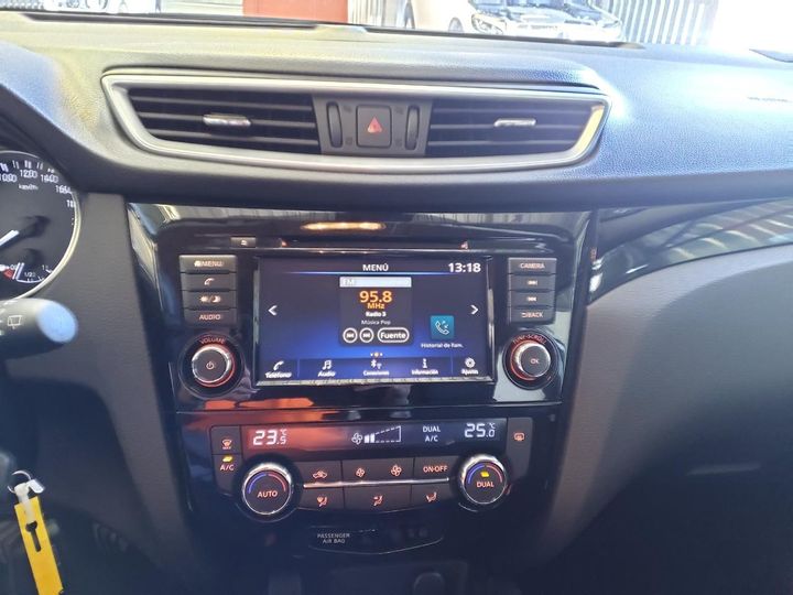 Photo 21 VIN: SJNFAAJ11U2866844 - NISSAN QASHQAI 