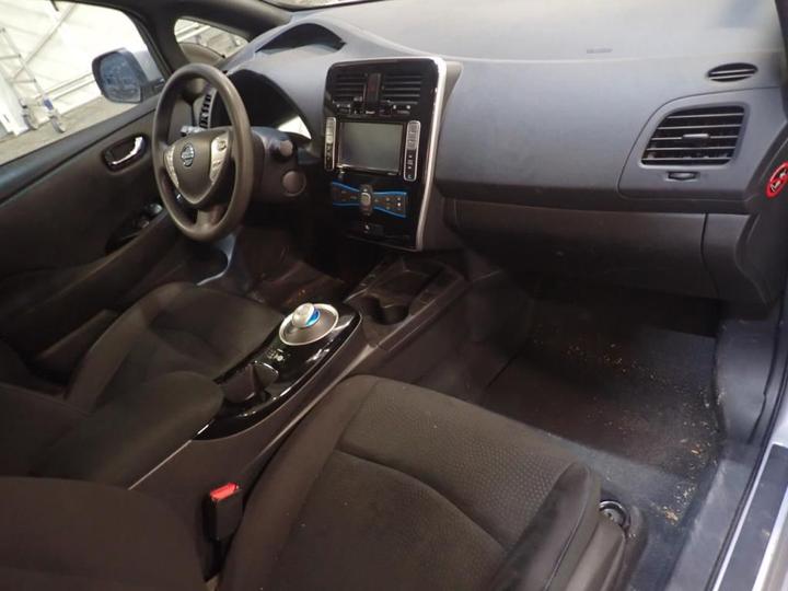 Photo 6 VIN: SJNFAAZE0U6007111 - NISSAN LEAF 5P 