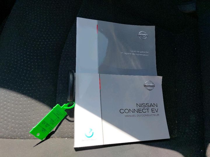 Photo 30 VIN: SJNFAAZE0U6058414 - NISSAN LEAF 