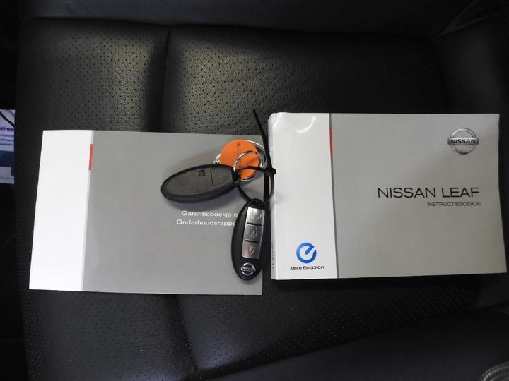 Photo 12 VIN: SJNFAAZE0U6063042 - NISSAN LEAF 