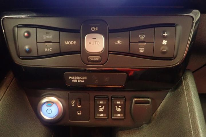 Photo 11 VIN: SJNFAAZE1U0010710 - NISSAN LEAF 2 