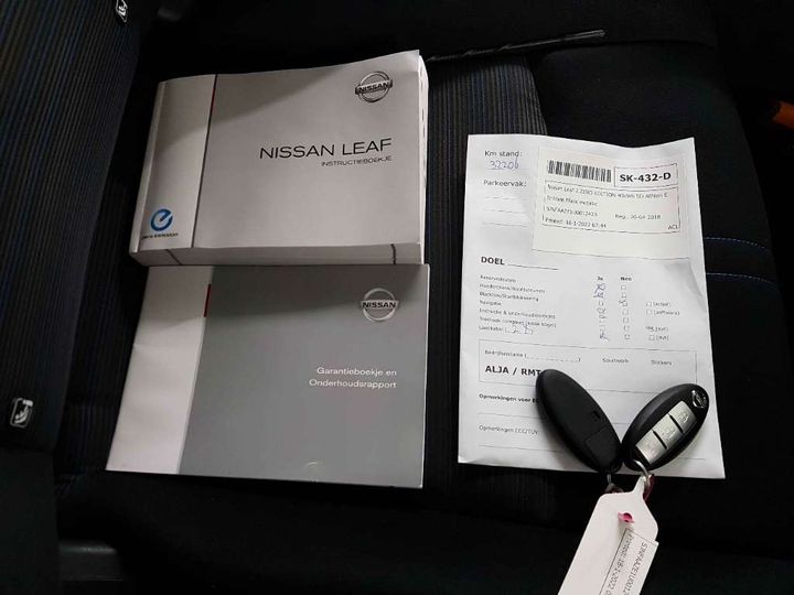 Photo 16 VIN: SJNFAAZE1U0012423 - NISSAN LEAF 