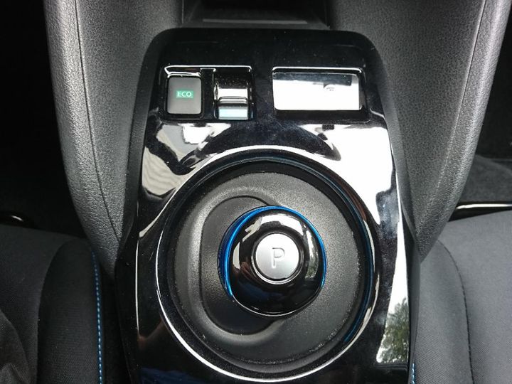 Photo 20 VIN: SJNFAAZE1U0018245 - NISSAN LEAF 