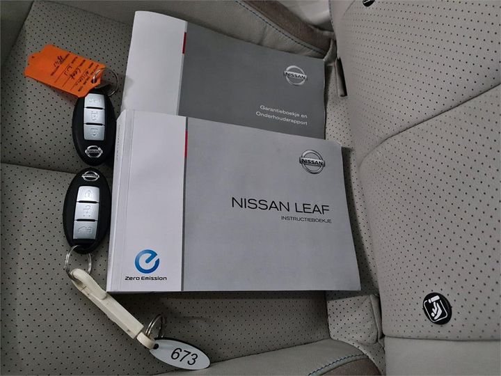 Photo 9 VIN: SJNFAAZE1U0021541 - NISSAN LEAF 