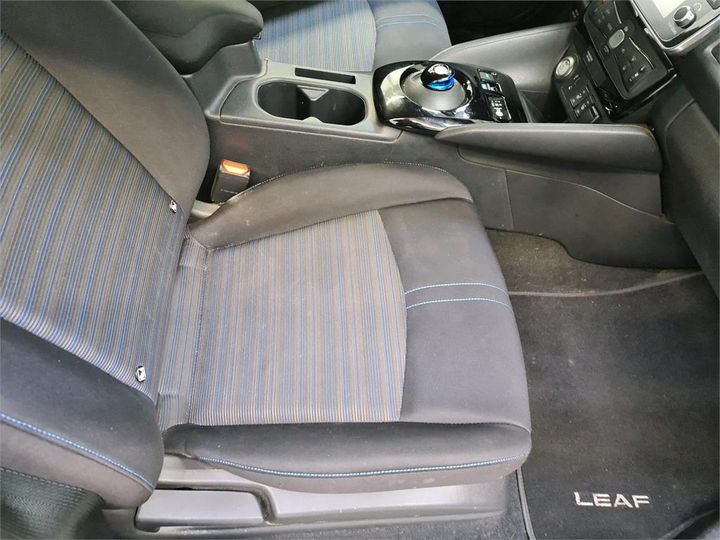 Photo 23 VIN: SJNFAAZE1U0025819 - NISSAN LEAF 