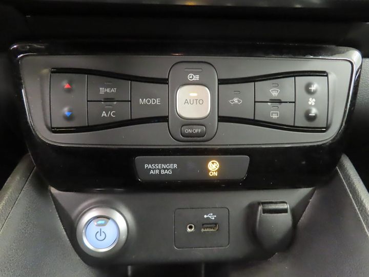 Photo 5 VIN: SJNFAAZE1U0025847 - NISSAN LEAF 