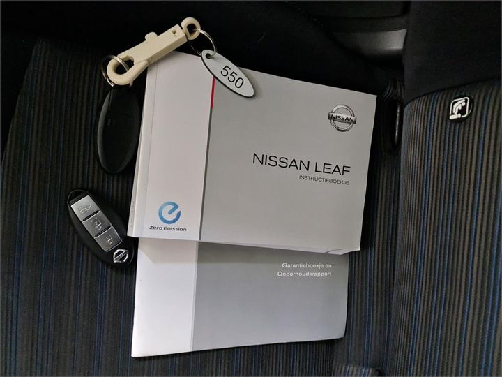 Photo 9 VIN: SJNFAAZE1U0030106 - NISSAN LEAF 