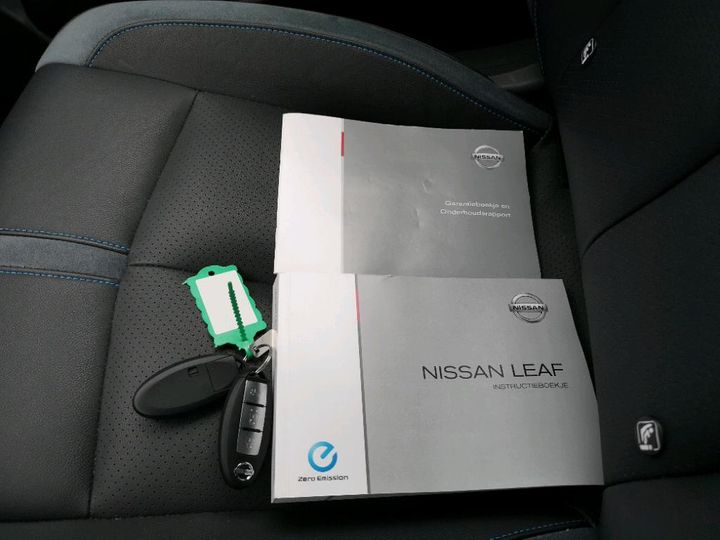 Photo 4 VIN: SJNFAAZE1U0035640 - NISSAN LEAF 