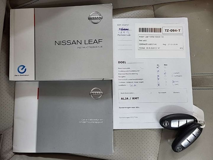 Photo 12 VIN: SJNFAAZE1U0037140 - NISSAN LEAF 