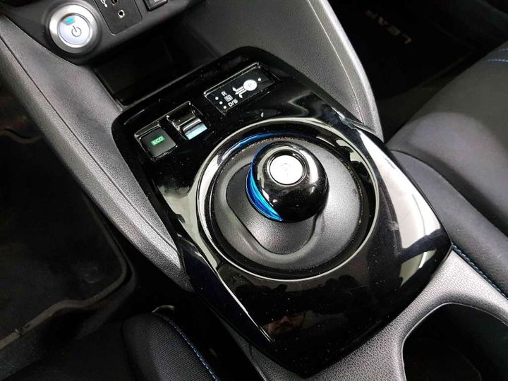 Photo 8 VIN: SJNFAAZE1U0037345 - NISSAN LEAF 