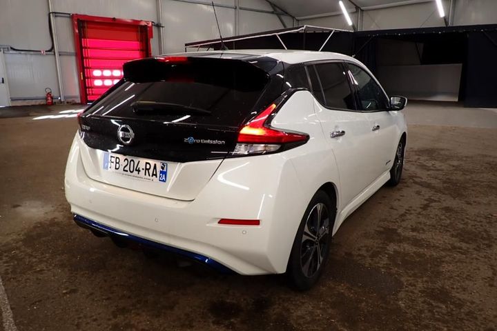 Photo 2 VIN: SJNFAAZE1U0037747 - NISSAN LEAF 2 